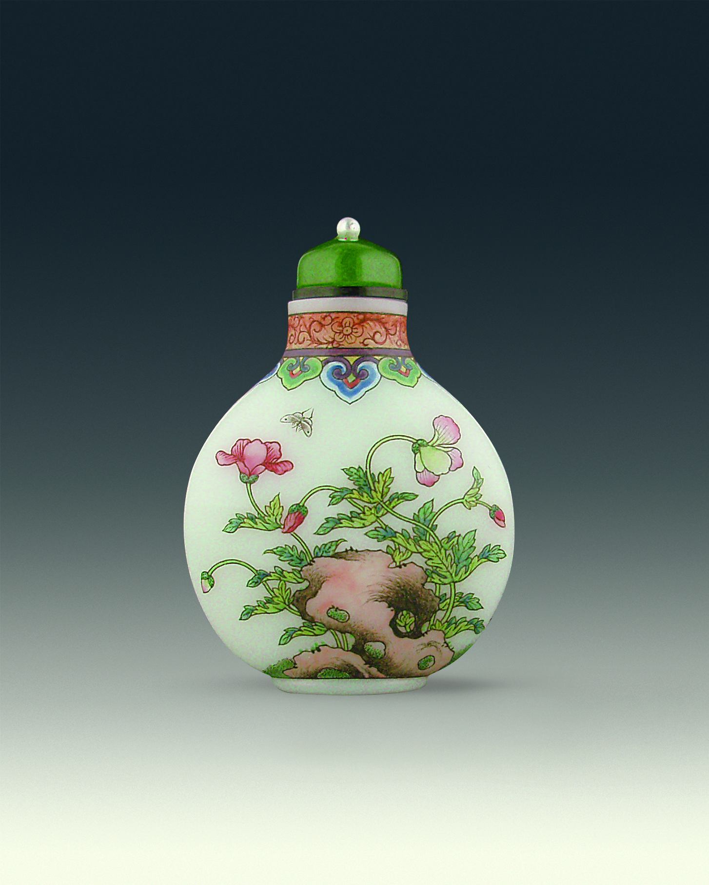 Asian Art Studio (Los Angeles, CA) Enamel on glass snuff bottle by Ye Bengqi Dated 1933-1943