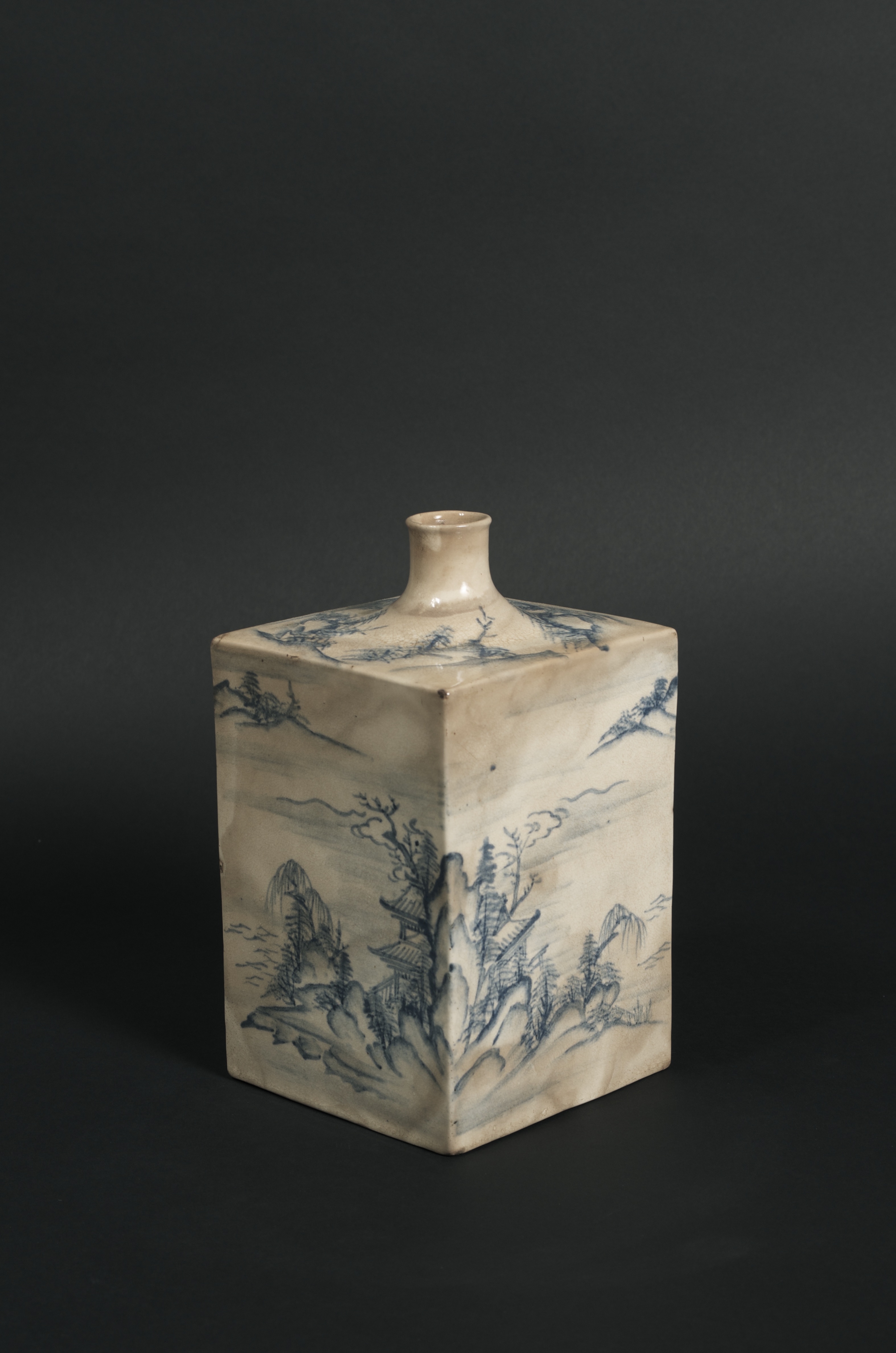 Carole Davenport (New York, NY) Tangen Satsuma Tokkuri, sake bottle Middle Edo period, Kyushu, Japan