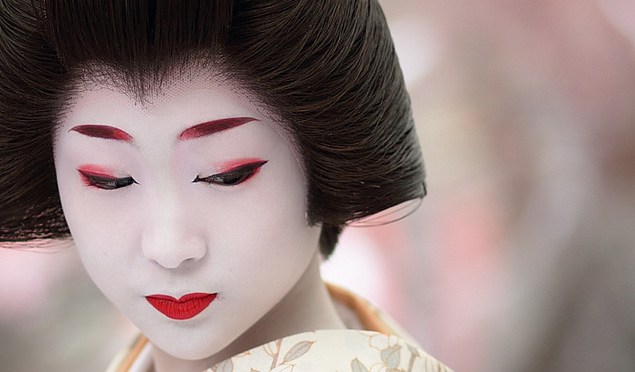 The Art of… 芸者(The Geisha) -Japanese hospitality that is… #トレクル #芸者 #NoCriticsJustArtists