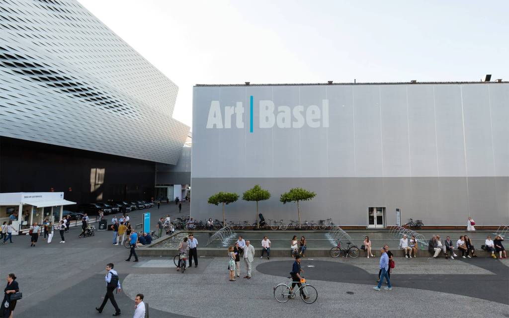 All things @Artbasel on #Nocriticsjustartists (Dot com) #artbasel2021&nbsp;#artbasel