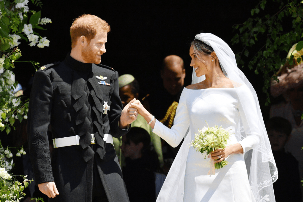 ❤Love knows no color! Congratulations Duke Harry & Duchess Meghan #RoyalWedding #NoCriticsJustArtists